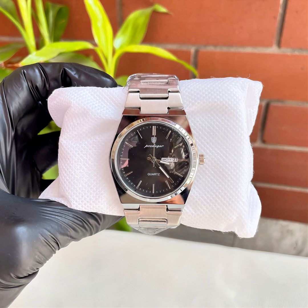 Poedagar 930 Stainless Steel Quartz Luminous Wrist watch for Men (Black)